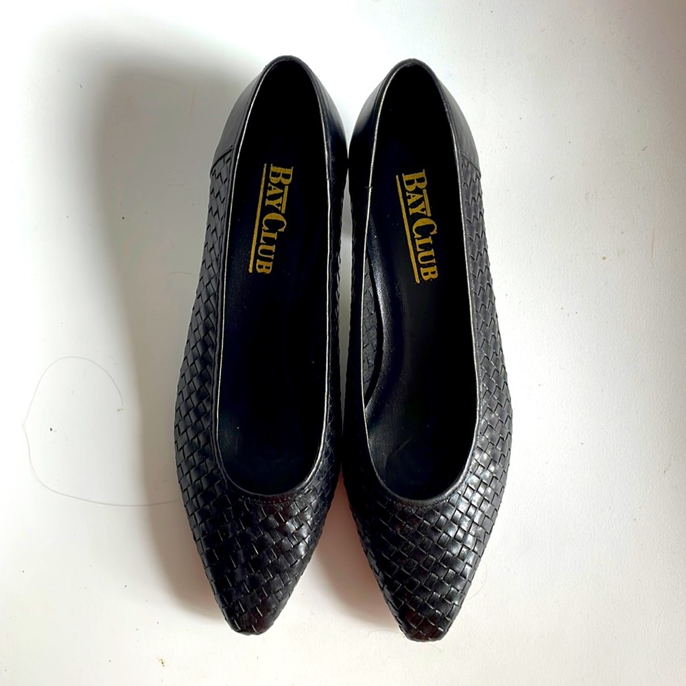 Vintage Bay Club Leather Kitten Heels